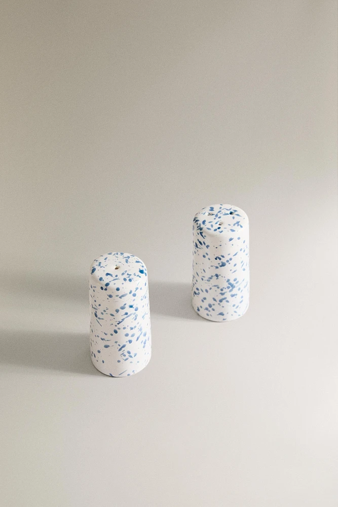 SPLATTERED STONEWARE SALT AND PEPPER SHAKER SET