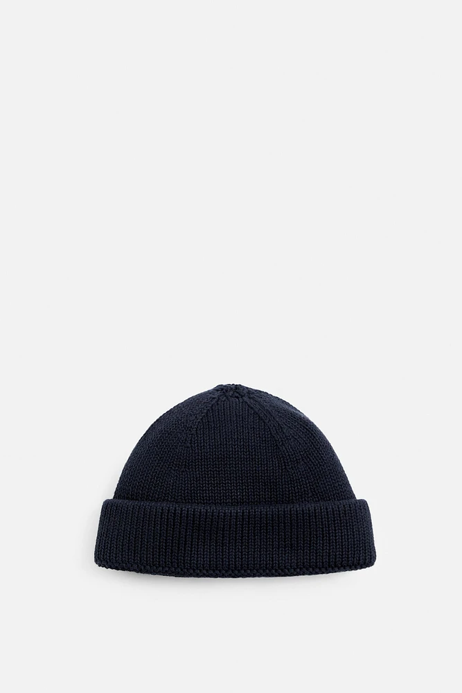BONNET COURT EN MAILLE