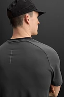 TEXTURED TRAINING T-SHIRT