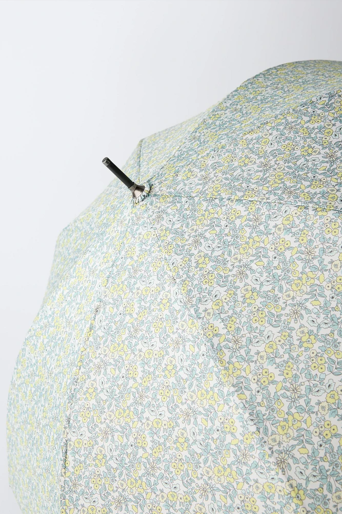 FLORAL PRINT UMBRELLA