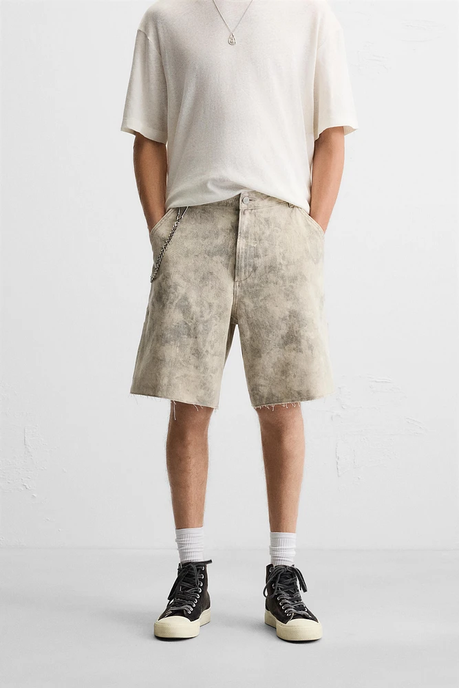 ABSTRACT PRINT CARPENTER POCKET SHORTS