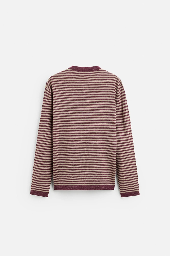 PULL EN JACQUARD À RAYURES