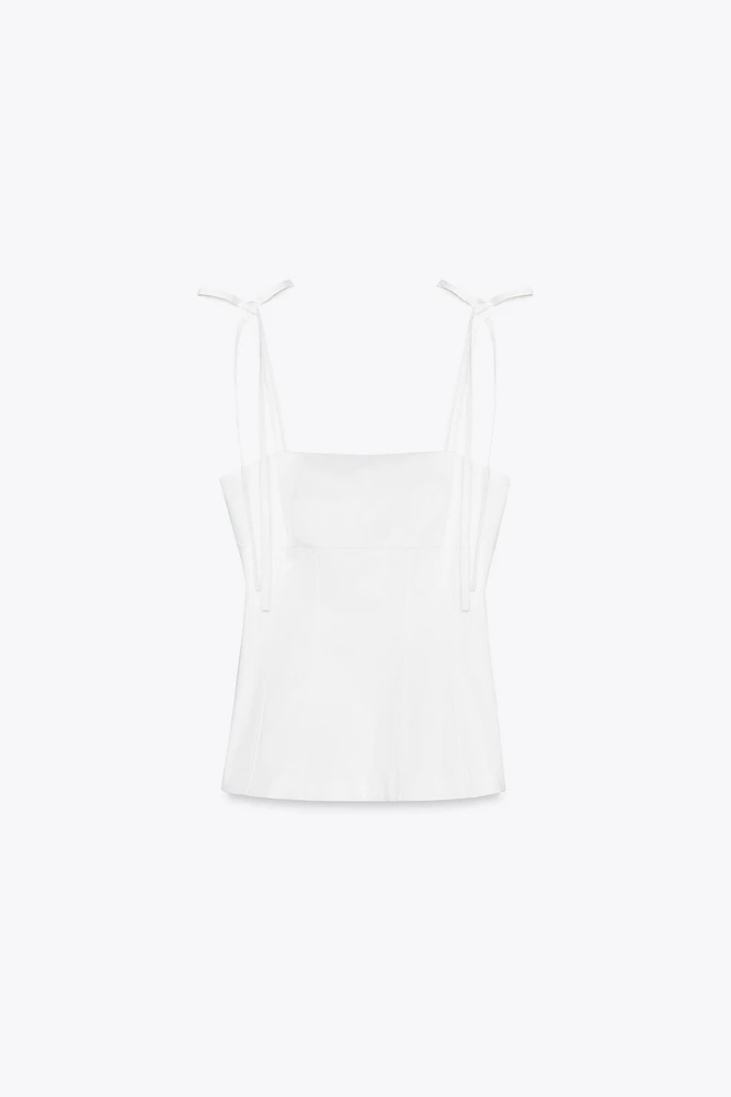 FITTED TIE TOP