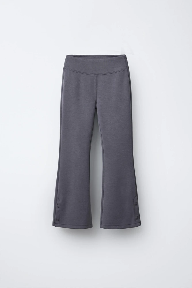 BUTTONED FLARED LEGGINGS