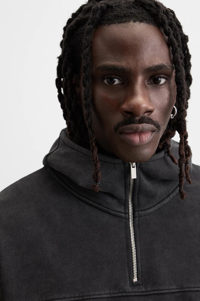 SWEAT DÉLAVÉ À COL ZIPPÉ