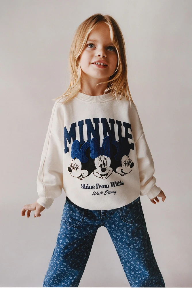 MINNIE MOUSE © DISNEY PATCH SWEATSHIRT
