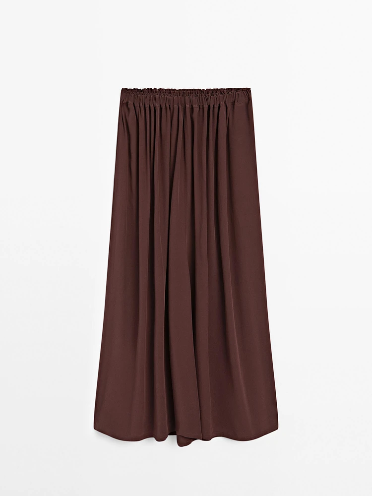 Flowing technical fabric skort