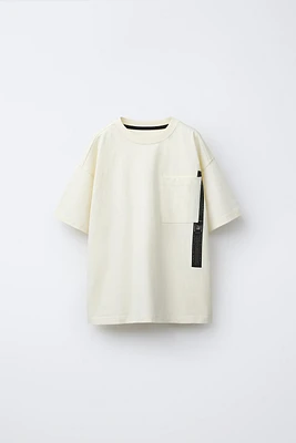 SPORTY POCKET T-SHIRT