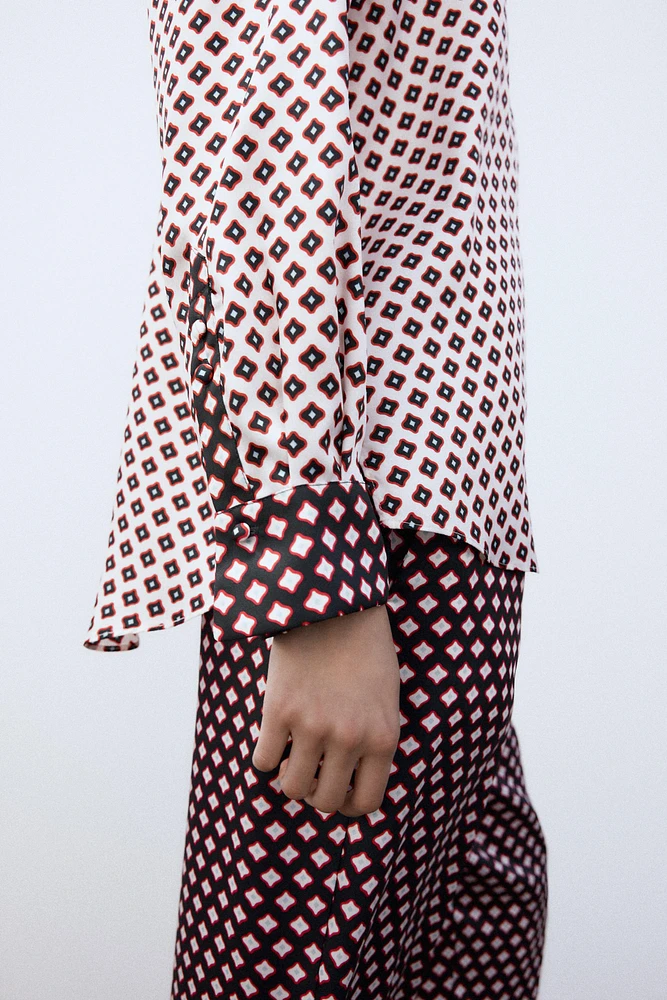 PRINTED SATIN SHIRT