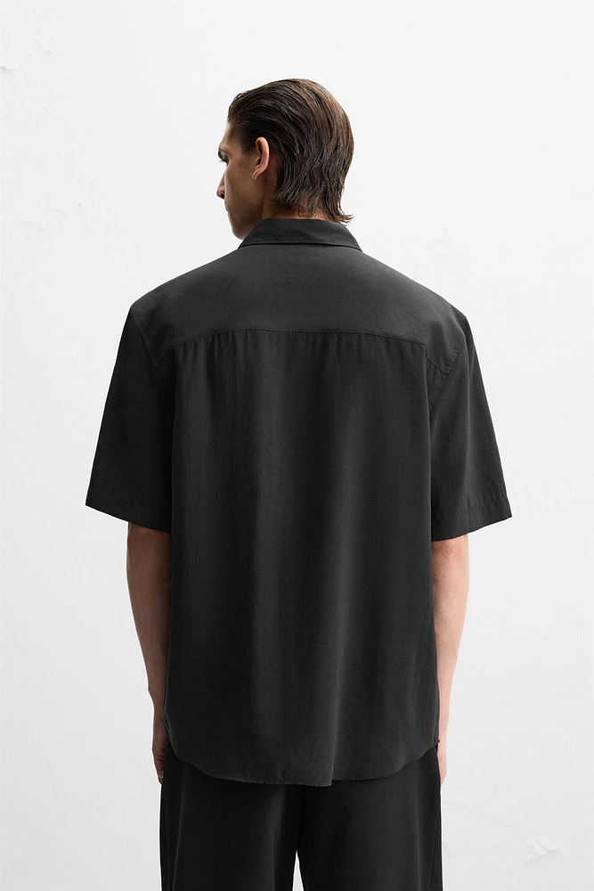FLOWY SHIRT