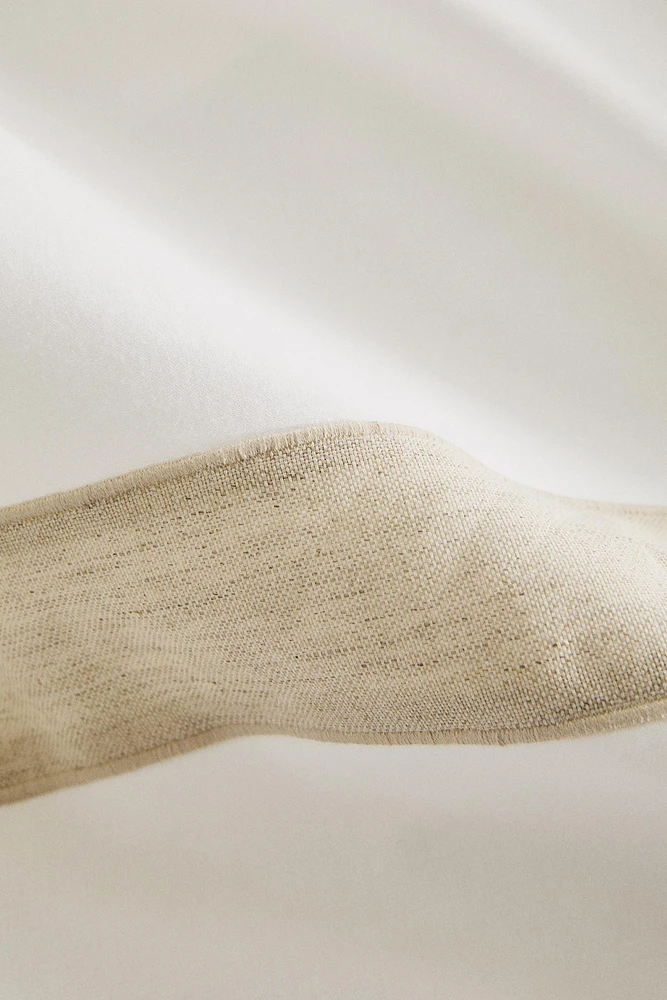 FLAT SHEET WITH LINEN BORDER