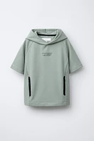 SPORTY ZIPPER SWEATSHIRT