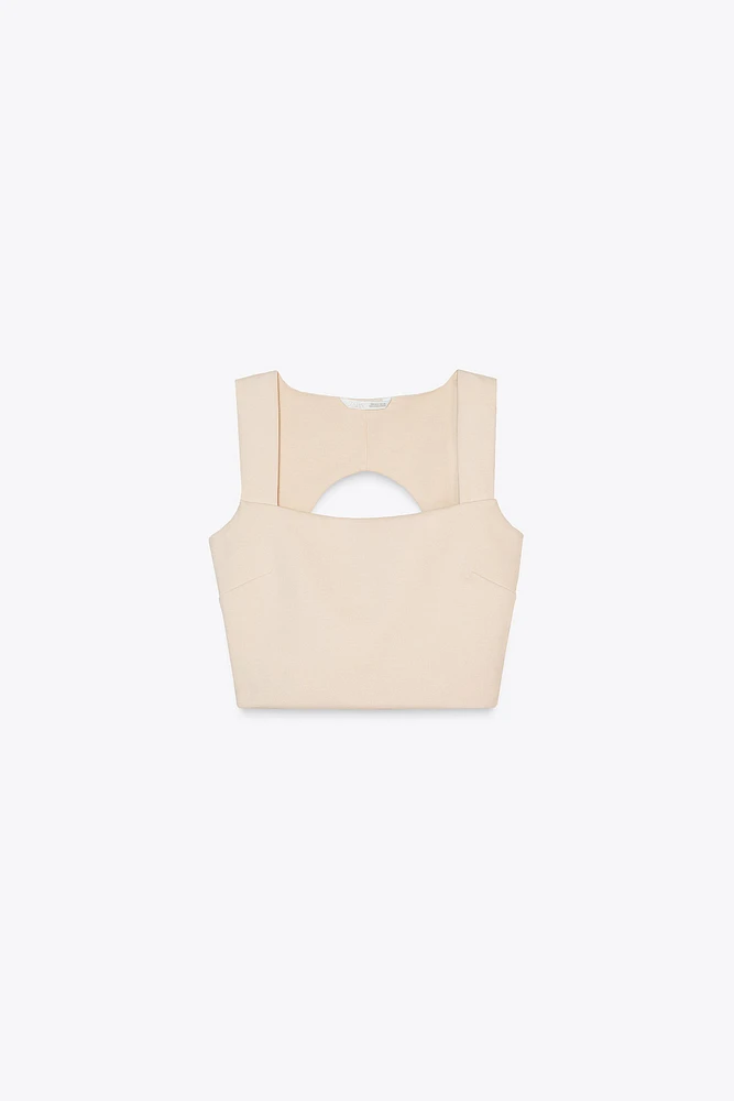 CUT OUT CROP TOP