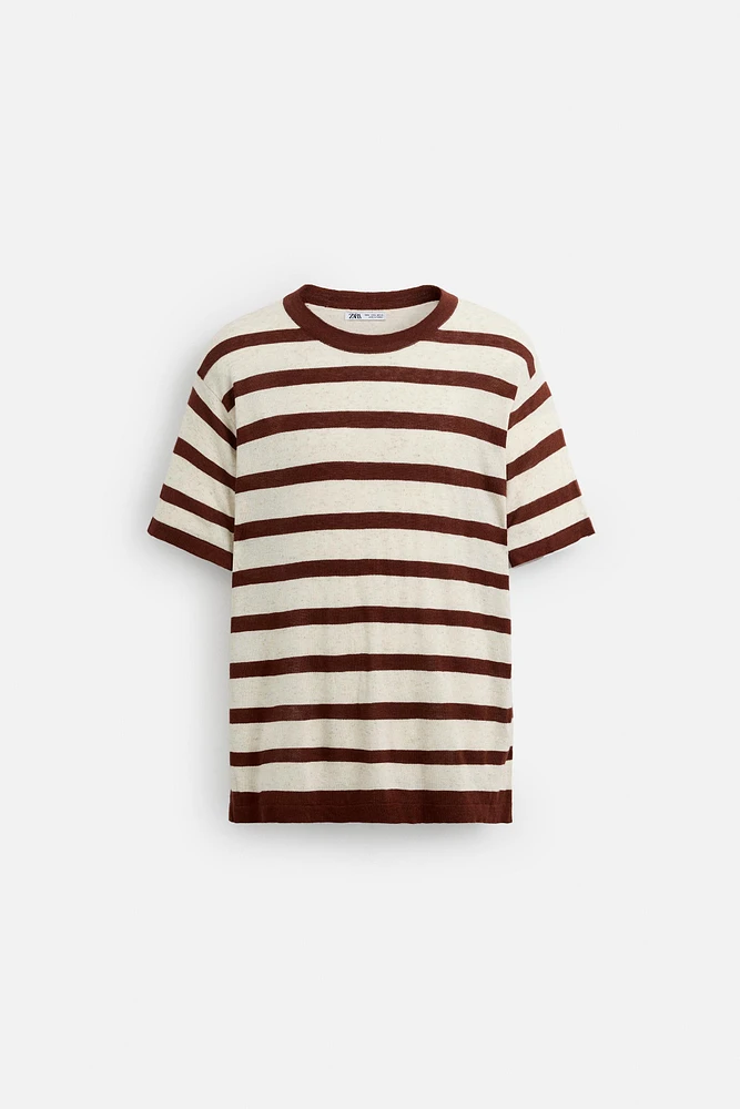 T-SHIRT EN MAILLE JACQUARD À RAYURES