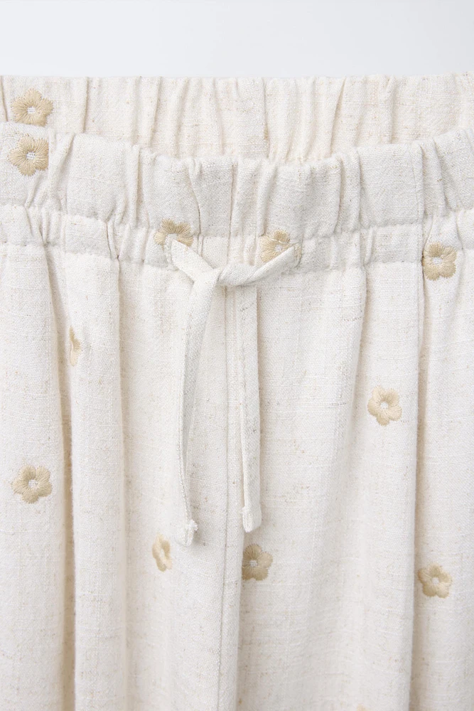 EMBROIDERED FLORAL WIDE LEG LINEN PANTS