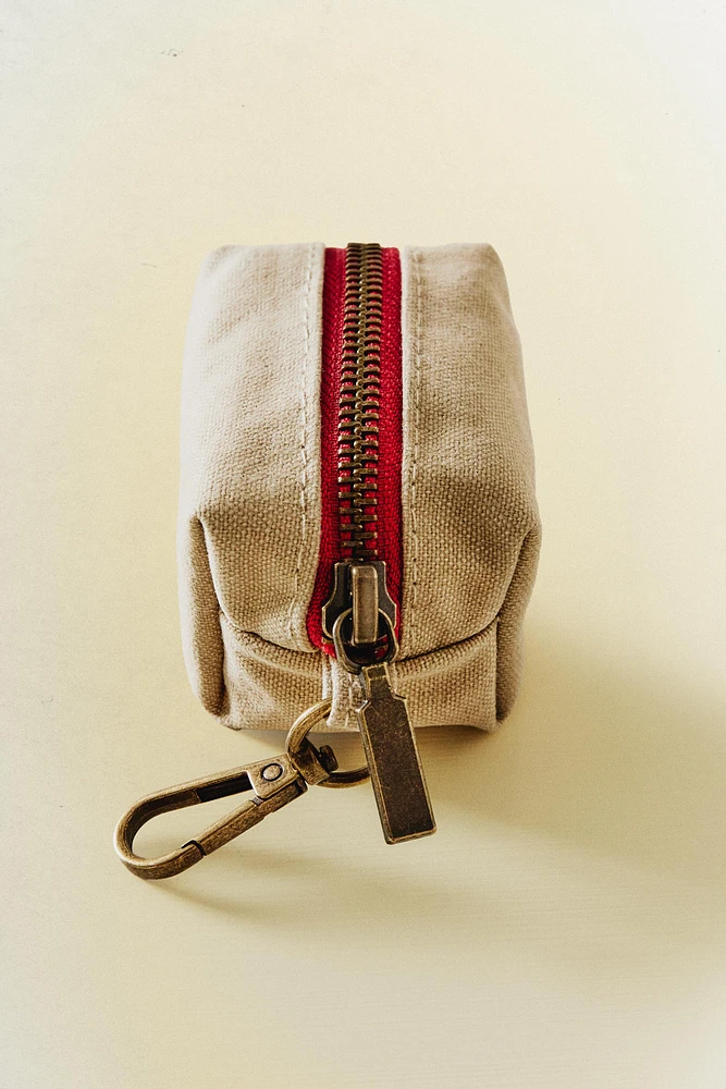 PET BAG DISPENSER
