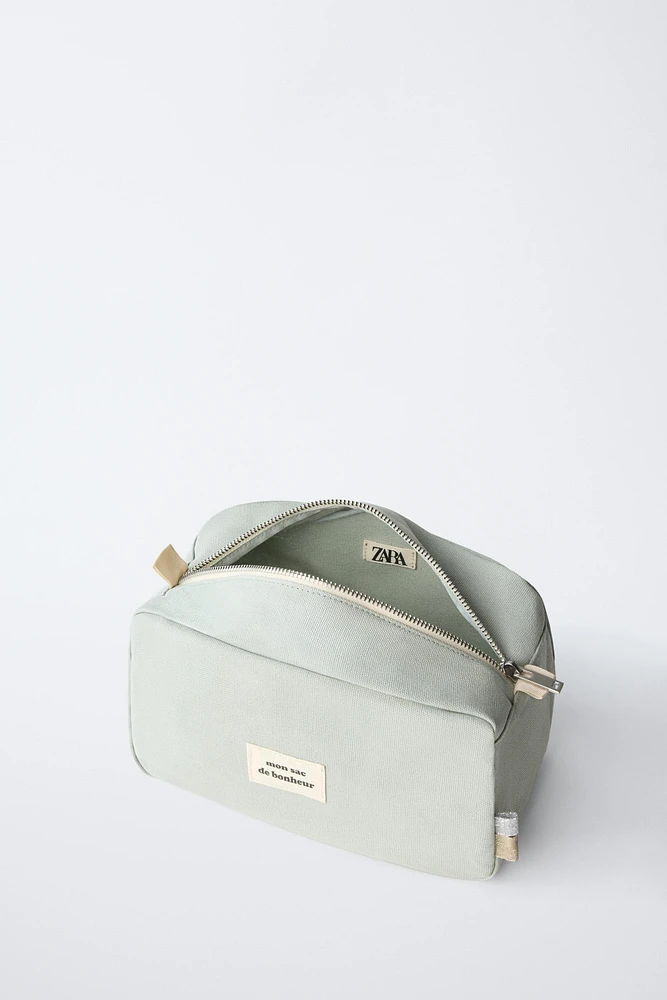 TROUSSE DE TOILETTE BASIQUE