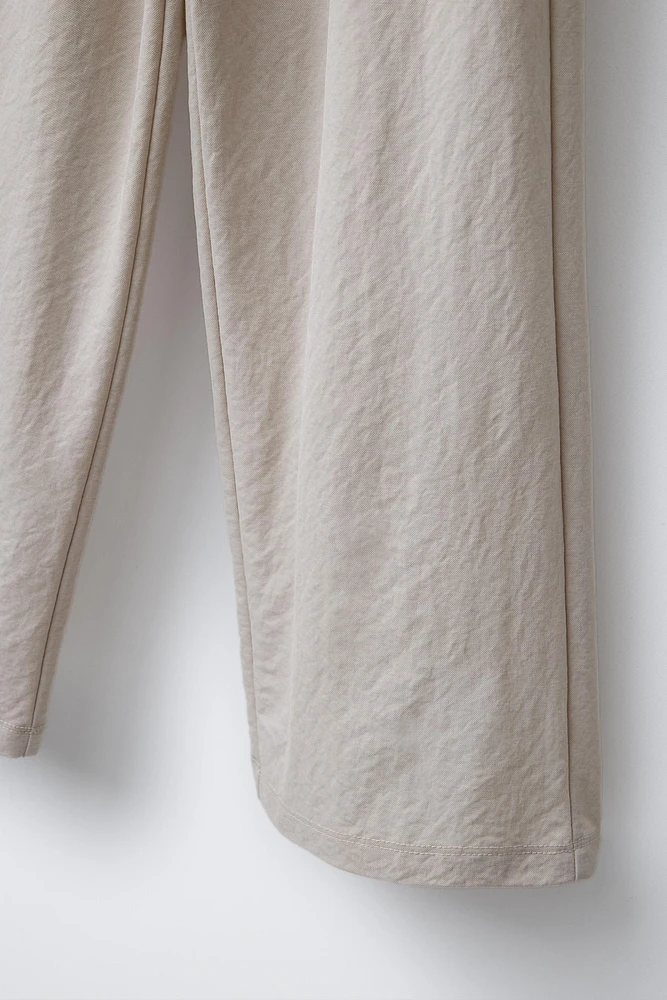 FLOWY WIDE LEG PANTS