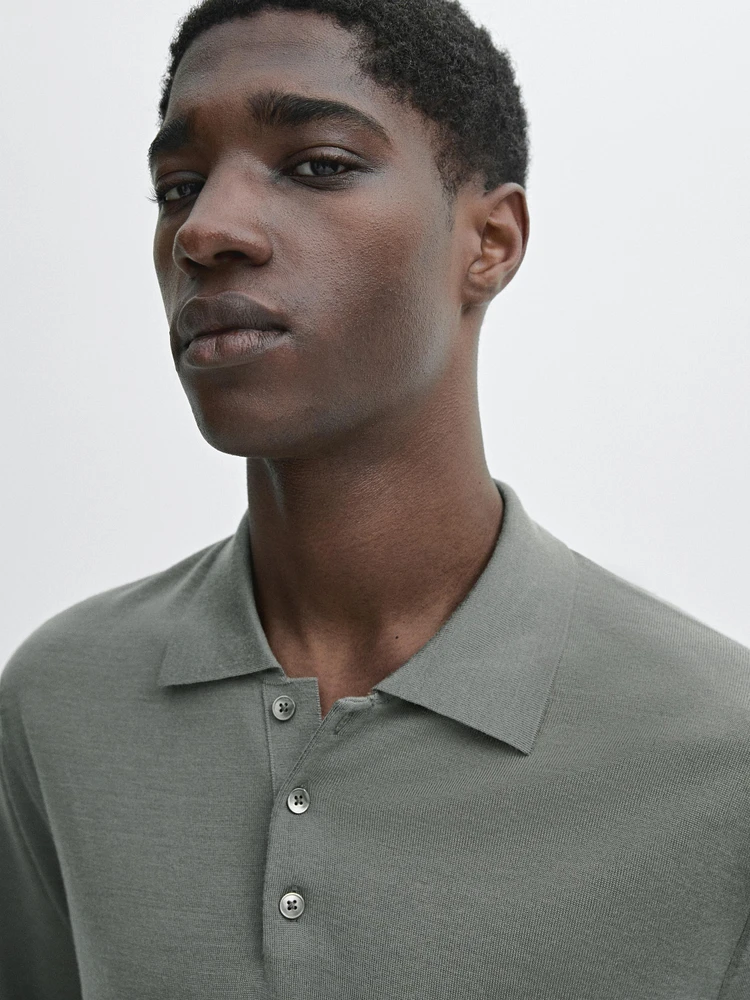 100% merino wool knit sweater with polo collar