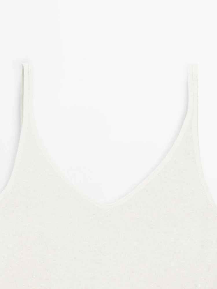 100% linen top with ruffled hem