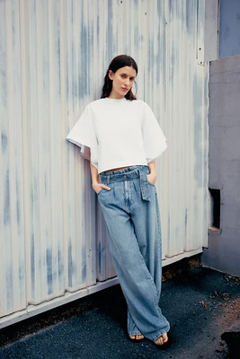 BATWING SLEEVE T-SHIRT