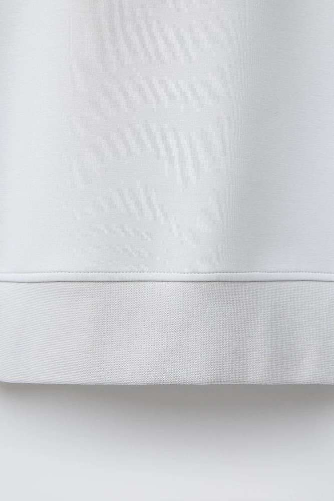 SPORTY SHORT SLEEVE SWEATSHIRT