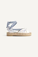 LACE-UP SANDALS