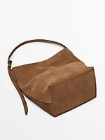 Sac seau en croûte de cuir