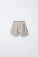 TEXTURED GINGHAM SHORTS