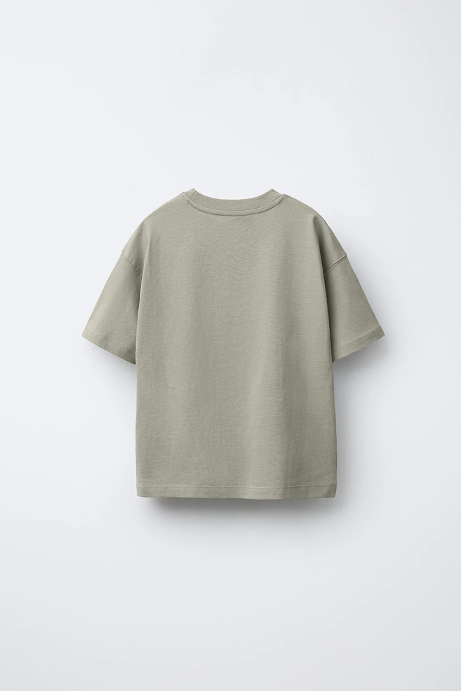 THREE-PACK OF STRIPED AND PLAIN T-SHIRTS
