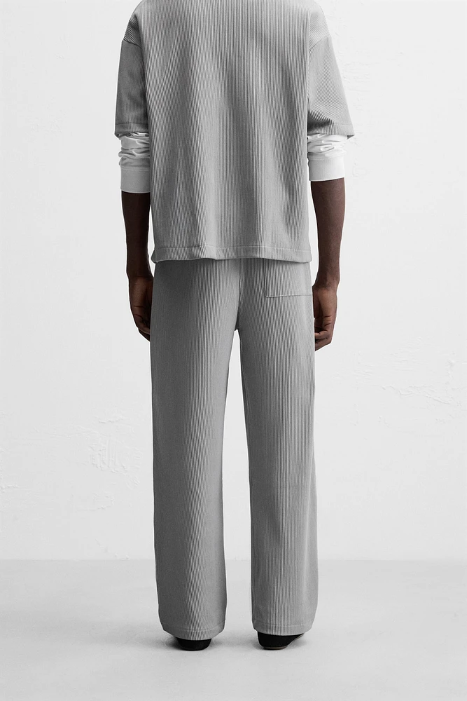 TEXTURED JOGGER PANTS