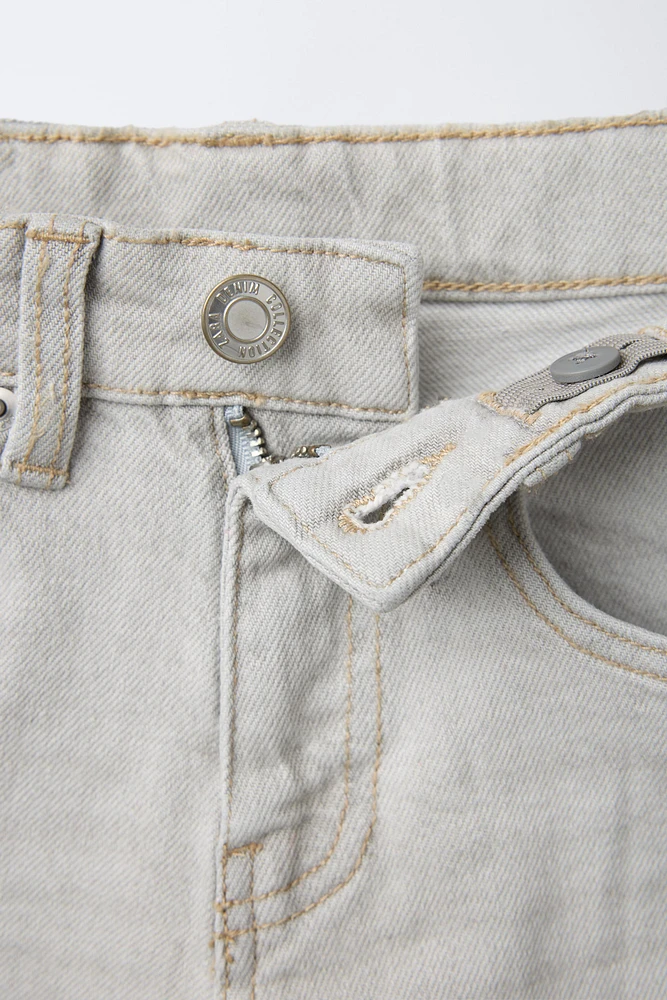 FLARED JEANS