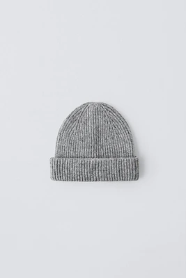 BONNET EN MAILLE