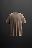 LIGHTWEIGHT TEXTURED T-SHIRT