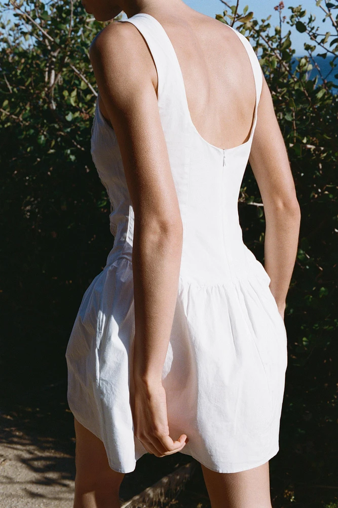 ROBE EN POPELINE AVEC DENTELLE