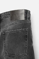 RIPPED STRAIGHT FIT JEANS