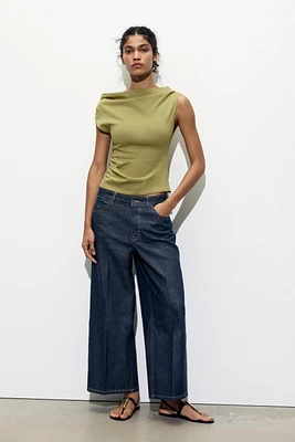 RUCHED ASYMMETRIC T-SHIRT