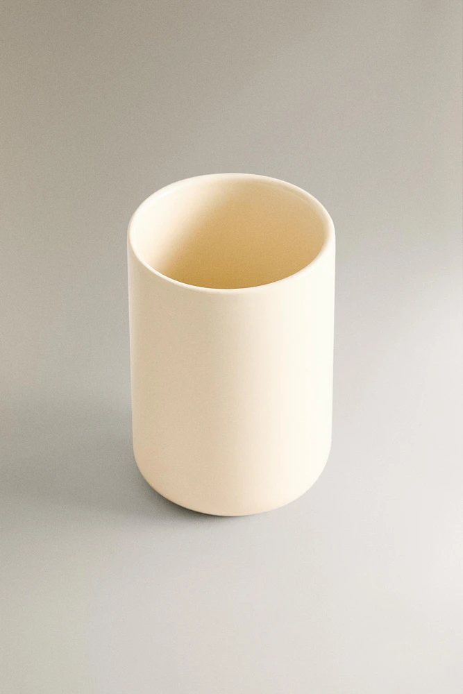 SHINY TOOTHBRUSH HOLDER