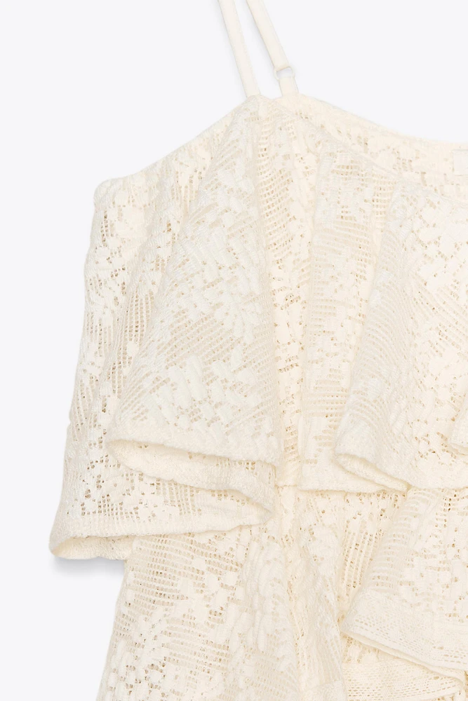 RUFFLED LACE TOP