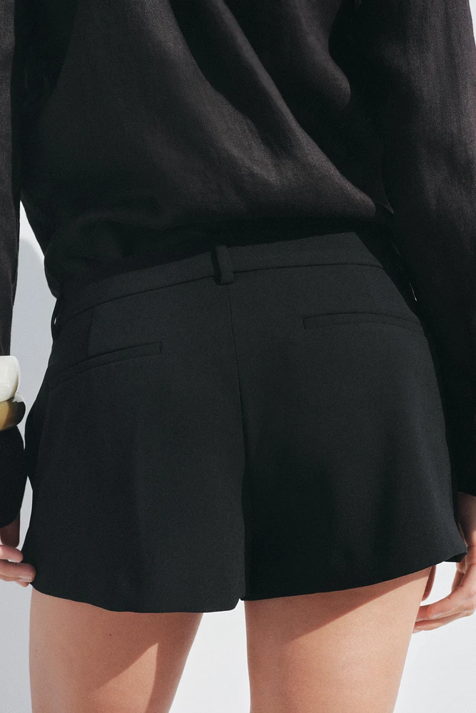 PLEATED SHORTS ZW COLLECTION