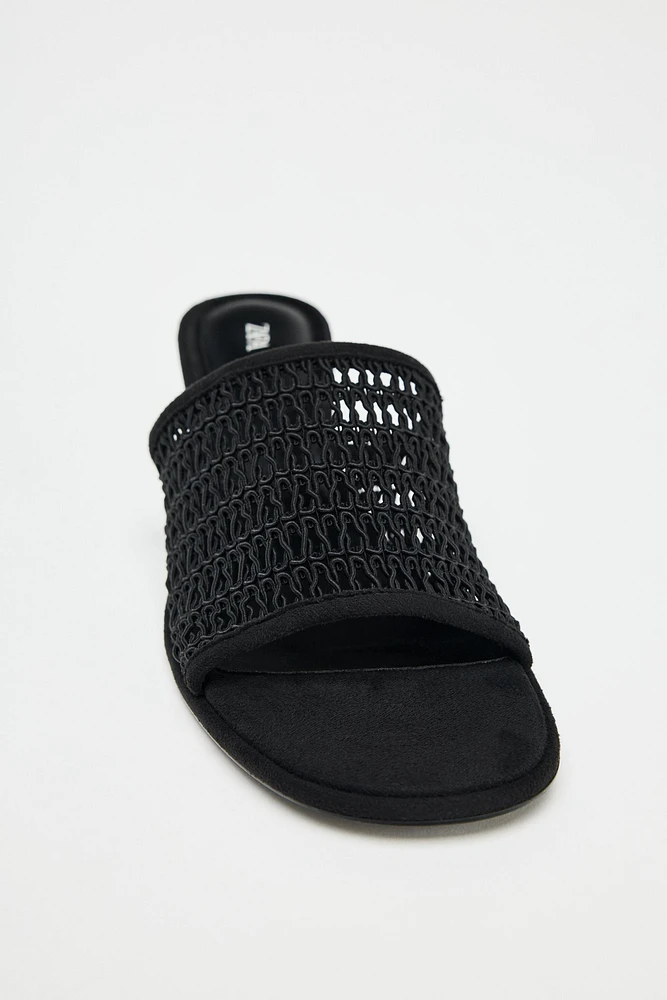 MULE TISSU TRESSÉ TALONS KITTEN