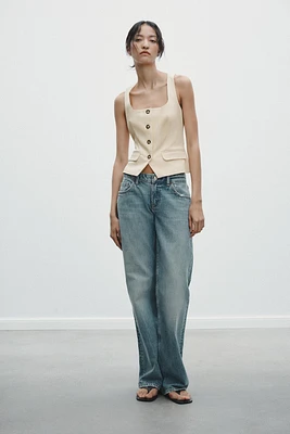 BUTTONED TOP