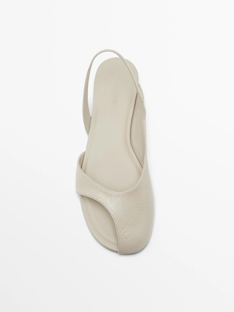 Ballerines asymétriques