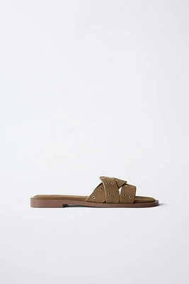 SUEDE CROSS STRAP FLAT SANDALS