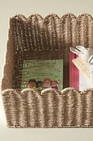 CHILDREN'S MEDIUM SCALLOPED BASKET