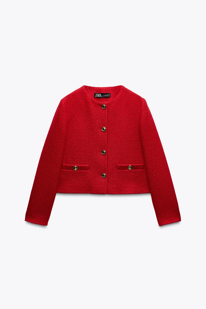GOLDEN BUTTON STRUCTURED BLAZER