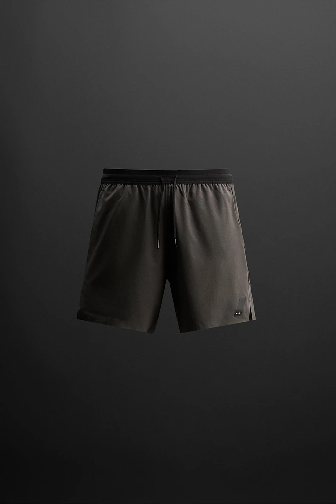 BASIC TRAINING SHORTS