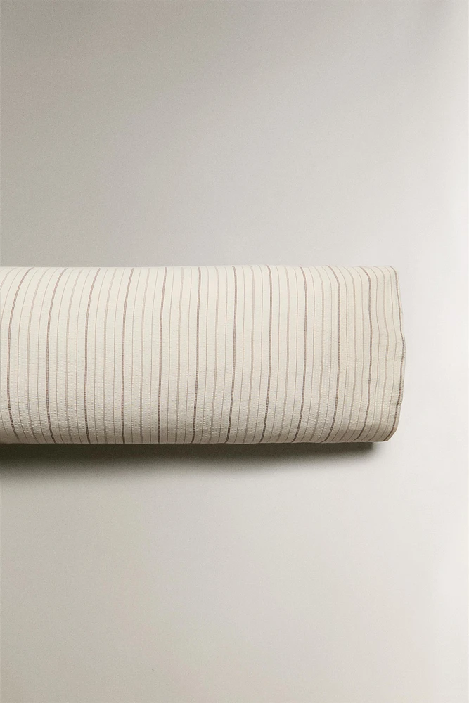 STRIPED SEERSUCKER PILLOWCASE