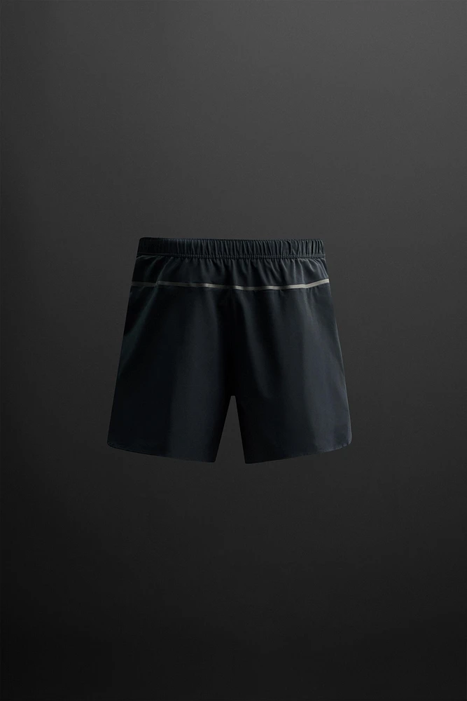 TRAINING TEXTURED SHORTS