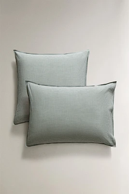 CHILDREN’S GINGHAM PILLOWCASE